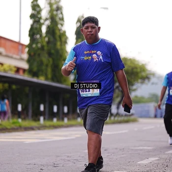 Runner Photo 8389149