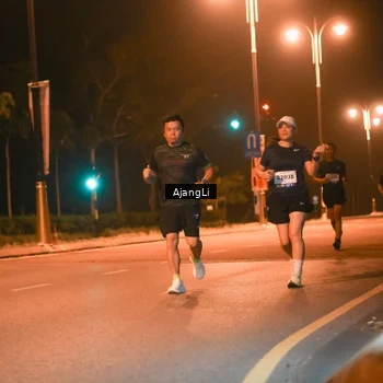 Runner Photo 8389159