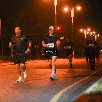Runner Photo 8389162