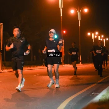 Runner Photo 8389164