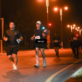Runner Photo 8389166