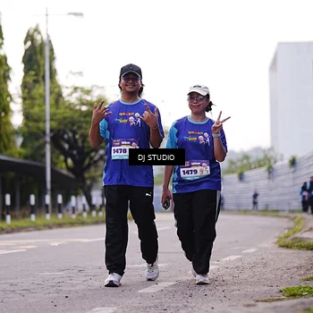 Runner Photo 8389173