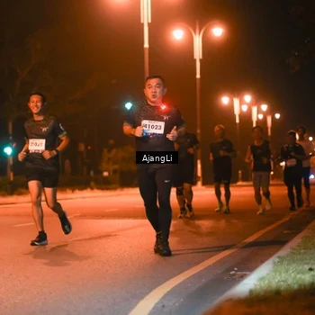 Runner Photo 8389176