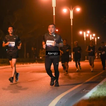 Runner Photo 8389177