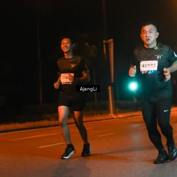 Runner Photo 8389191