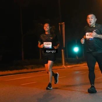 Runner Photo 8389192