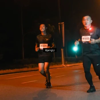 Runner Photo 8389195