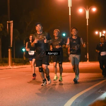 Runner Photo 8389216