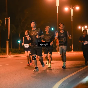 Runner Photo 8389218