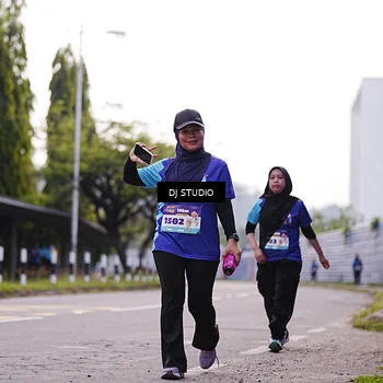 Runner Photo 8389220