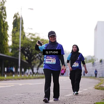 Runner Photo 8389221