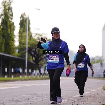 Runner Photo 8389226