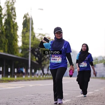 Runner Photo 8389227