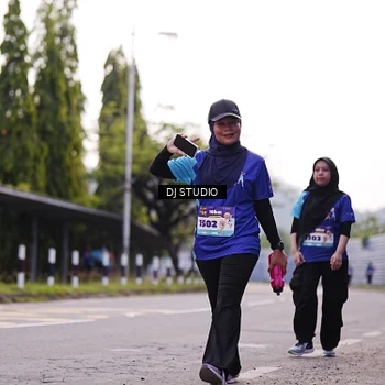 Runner Photo 8389238