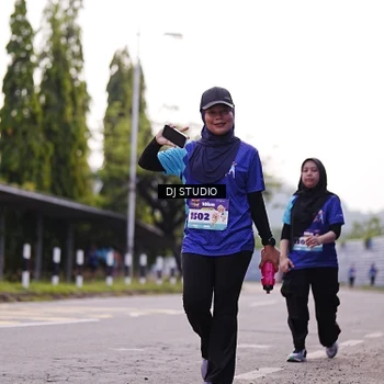 Runner Photo 8389243