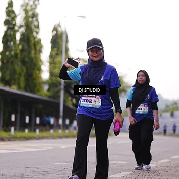 Runner Photo 8389249
