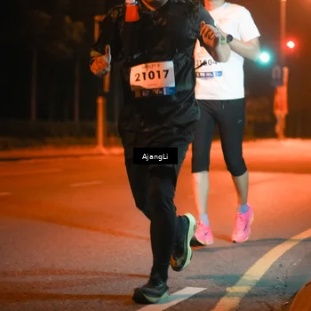 Runner Photo 8389252