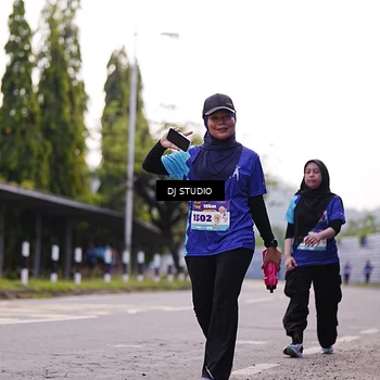 Runner Photo 8389254