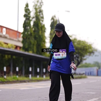 Runner Photo 8389290