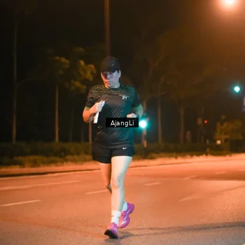 Runner Photo 8389299