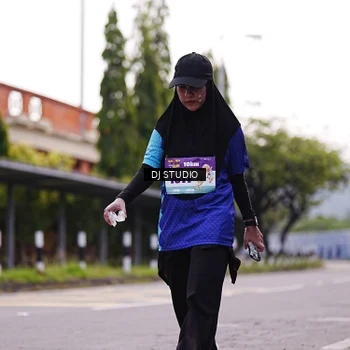 Runner Photo 8389307