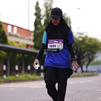Runner Photo 8389311
