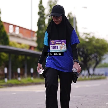 Runner Photo 8389314