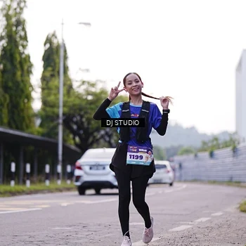 Runner Photo 8389315