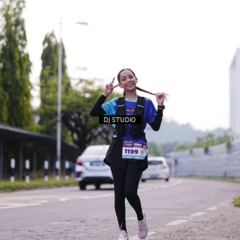 Runner Photo 8389316