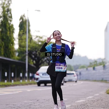 Runner Photo 8389319