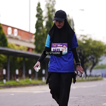 Runner Photo 8389323