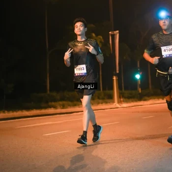 Runner Photo 8389324