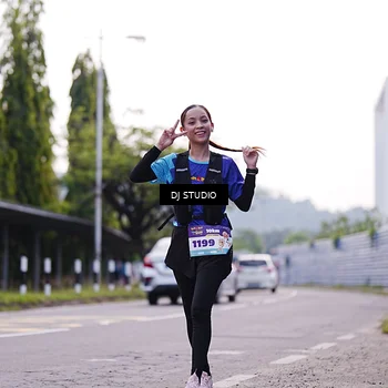 Runner Photo 8389326