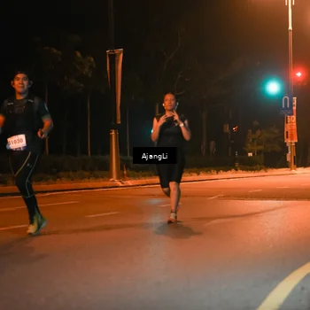 Runner Photo 8389335