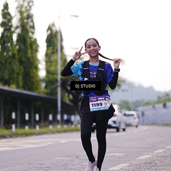 Runner Photo 8389337