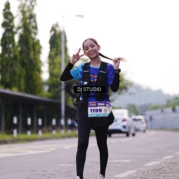 Runner Photo 8389345