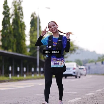 Runner Photo 8389346