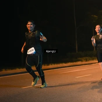 Runner Photo 8389352
