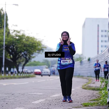 Runner Photo 8389358