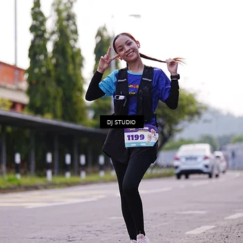 Runner Photo 8389359