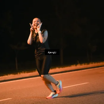 Runner Photo 8389367