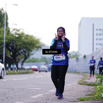 Runner Photo 8389373