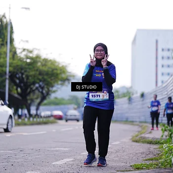 Runner Photo 8389377
