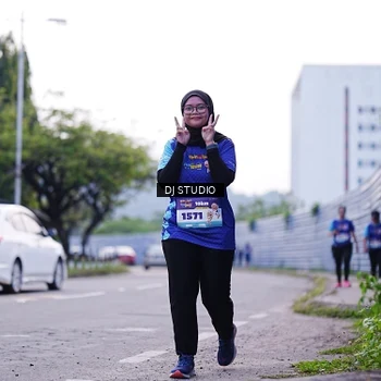 Runner Photo 8389389