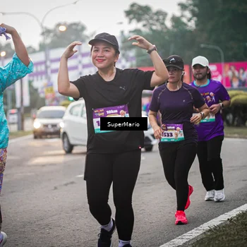 Runner Photo 8389398