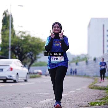 Runner Photo 8389402