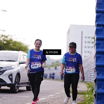 Runner Photo 8389423