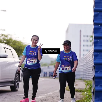 Runner Photo 8389433