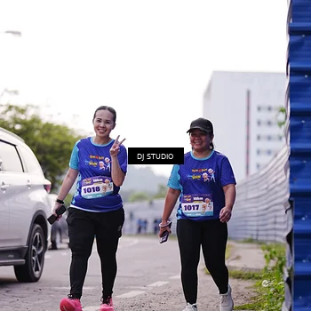 Runner Photo 8389436