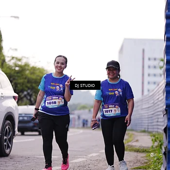 Runner Photo 8389440